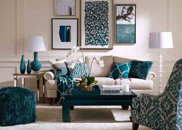 How to decorate living room with blue couch