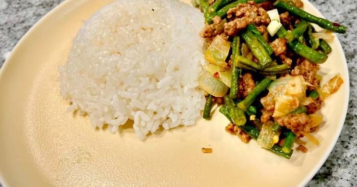 How to cook long beans thai style